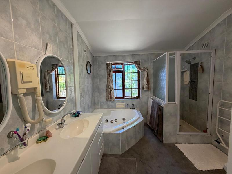 To Let 3 Bedroom Property for Rent in Constantia Upper Western Cape